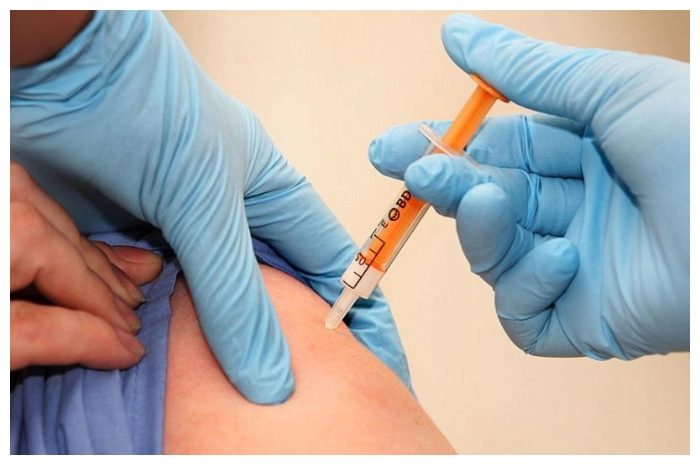 ilustrasi vaksin meningitis