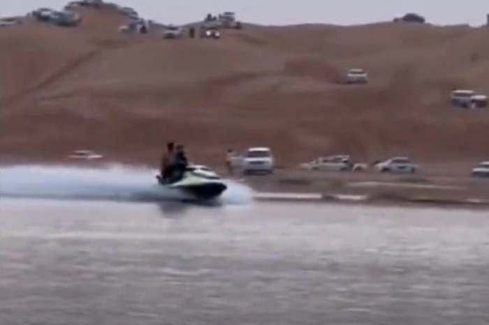 Danau Arab Saudi (1).jpg