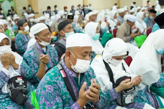 Jemaah Haji (4).jpg