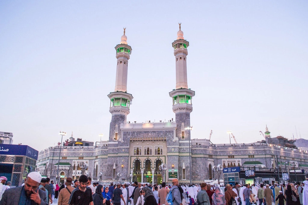 gates_of_masjid_al_haram.jpg