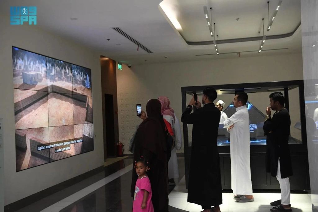 WhatsApp Image 2025-03-26 at 10.57.43-2.jpeg