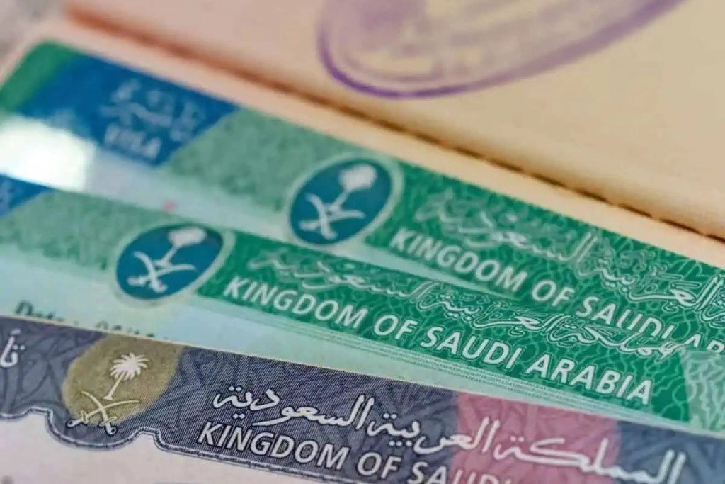 Saudi-Arabia-Visa-Sticker.jpg