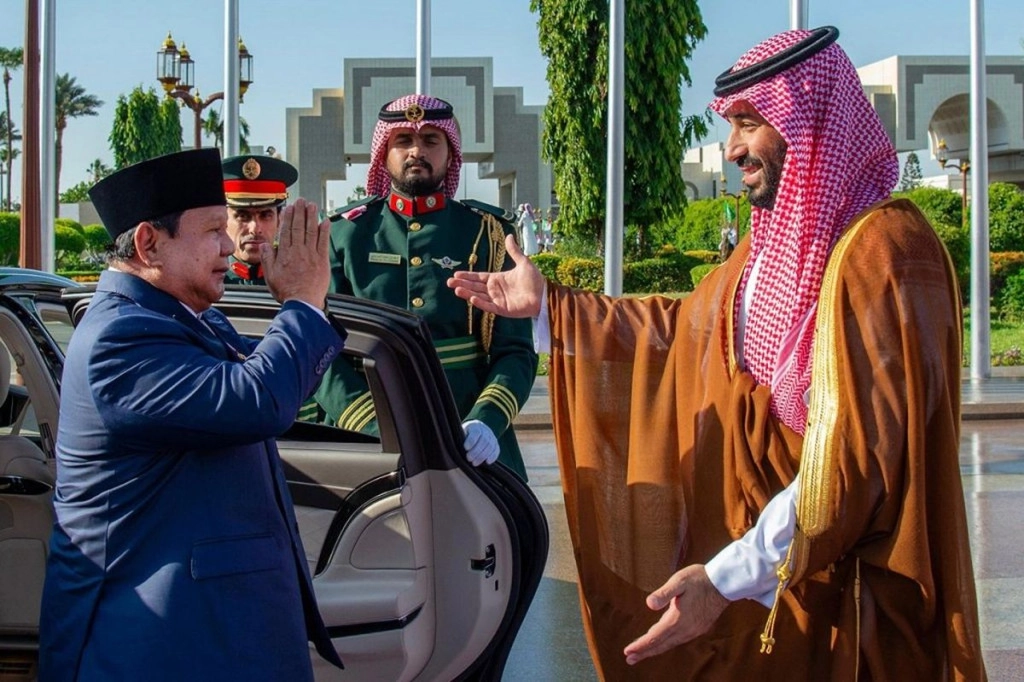 pangeran_mbs_sampaikan_salam_dan_doa_dari_raja_salman_untuk_prabowo-w5M3_large.jpg