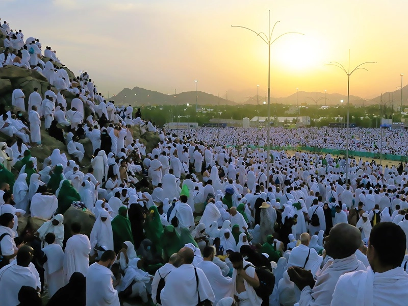 Muslim-Pilgrims-at-Hajj.jpg