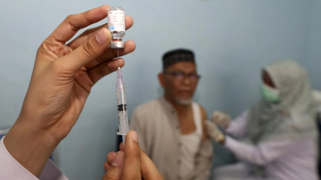 vaksinasi-jamaah-calon-haji-aceh-1745389447411_169.jpeg