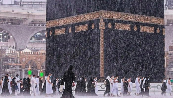 1059624_7034156_kaaba_updates.jpg