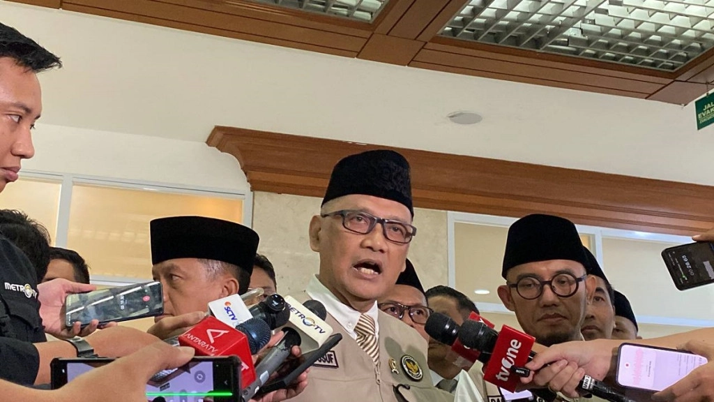 menteri_haji_dan_umrah_mochammad_irfan_yusuf-silX_large.jpg