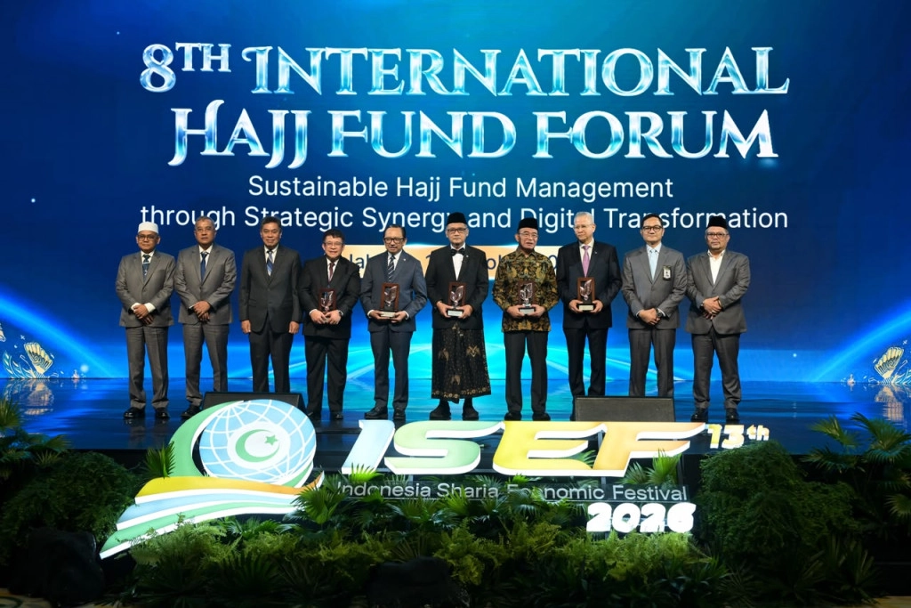 Foto-Wamenkeu-Dorong-Sinergi-Tata-Kelola,-Investasi,-dan-Inovasi-untuk-Keberlanjutan-Keuangan-Haji.jpeg
